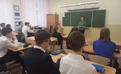 Следователь следственного отдела по Октябрьскому округу города Архангельска приняла участие в профилактическом мероприятии для школьников
